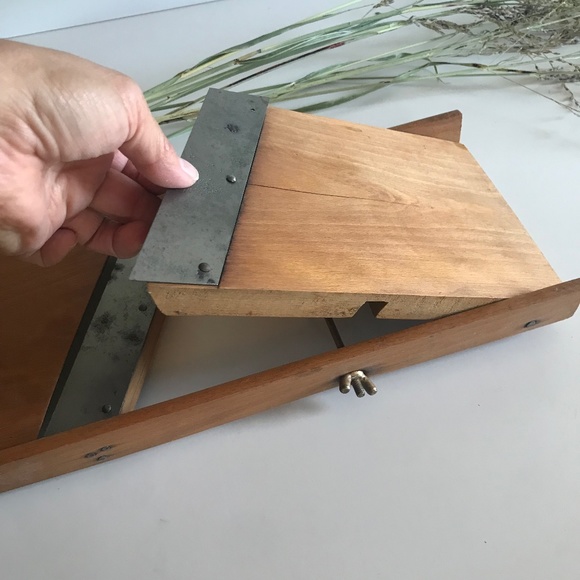 Vintage Wood Mandolin Vegetable Cabbage Shredder Grater, Primitive Kitchen Tools - Picture 5 of 10